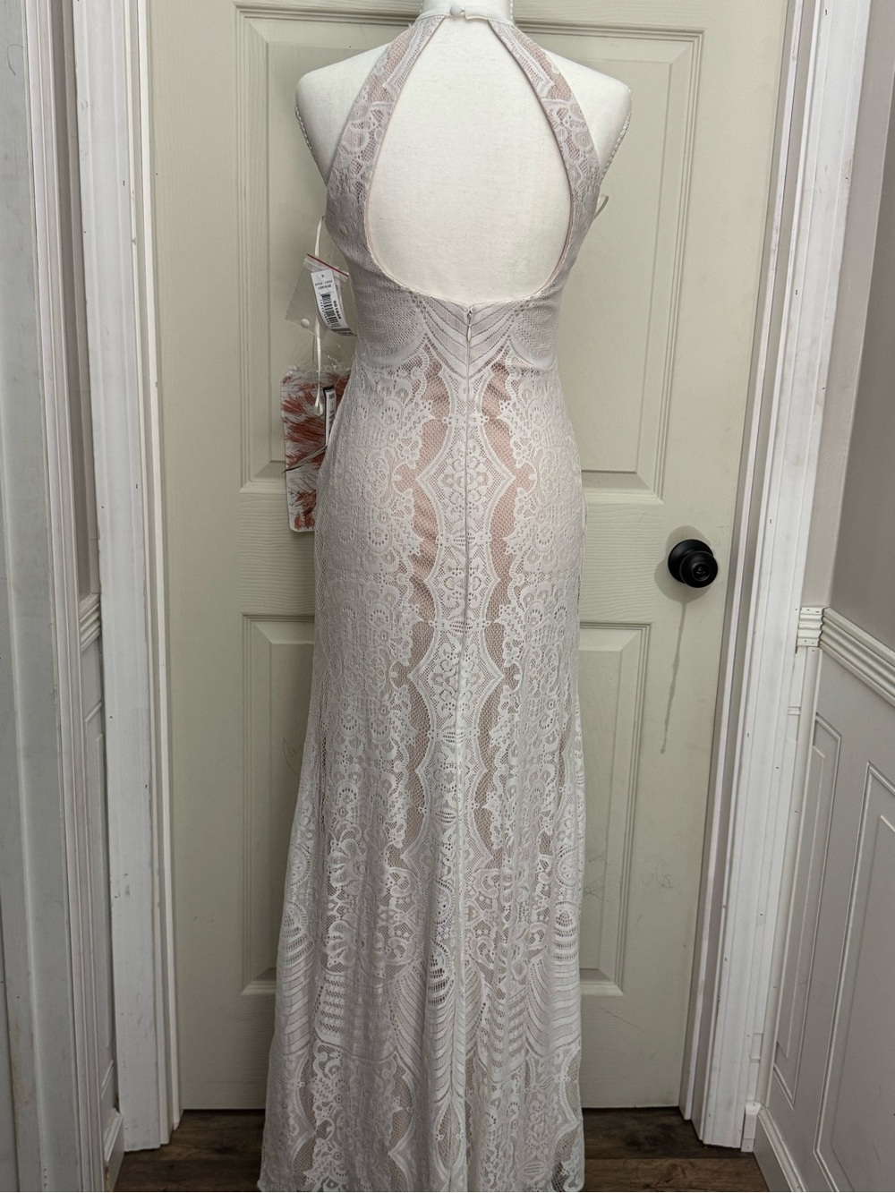 Morgan & Co. Blush Pink Halter Dress - Picture 4 of 5
